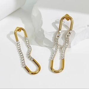 NEW Gold Oval Paperclip Earrings